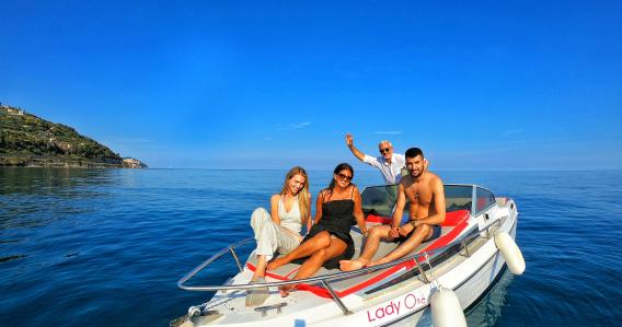 Aperitivo al tramonto