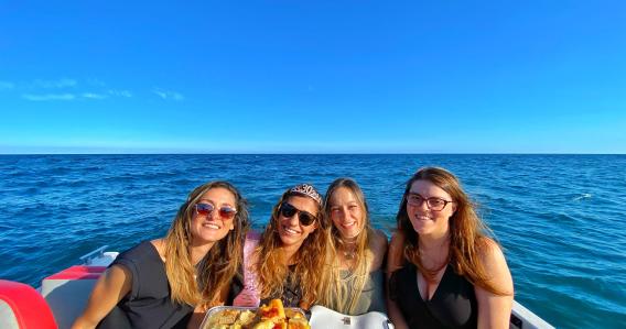 Aperitivo al tramonto