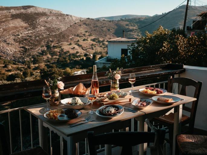 Unforgettable Naxos in 6 Hours: Villages, Tastings & Lunch