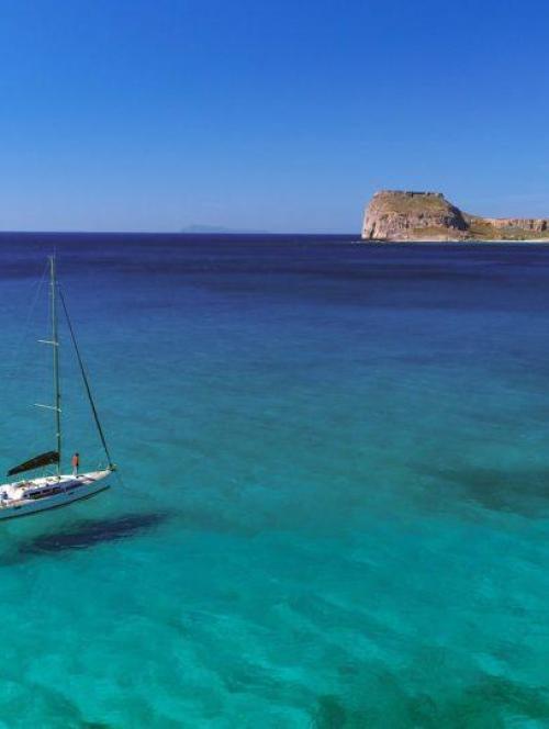 Boat Stella and Gramvousa view 