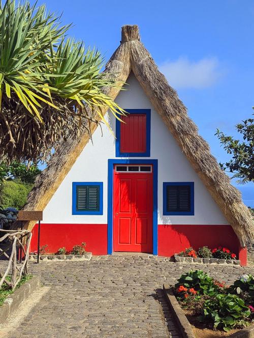 Santana Traditional House