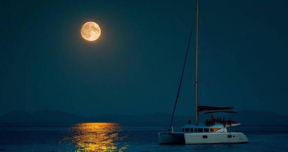 Full Moon Cruise