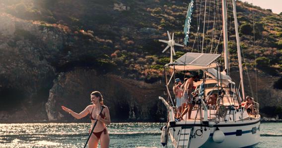 Half Day Sailing Cruise with Local Treats • Private