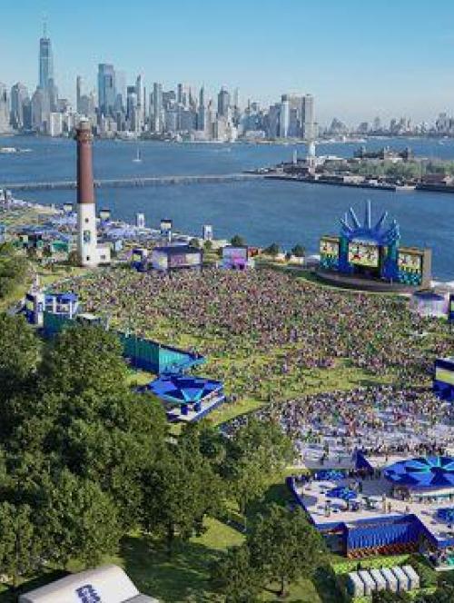 FIFA 26 - Beat the Crowd Watching from Our Schooner