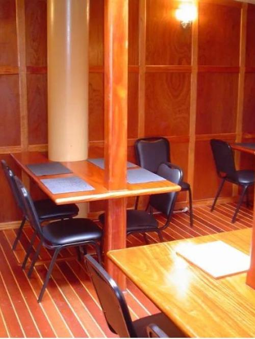 Halie & Matthew - Full Mahogany Salon Below Deck