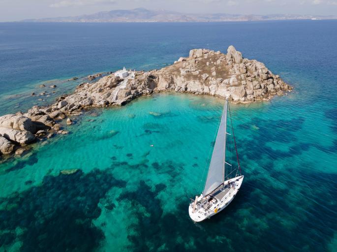 Monohull | Private Cruise